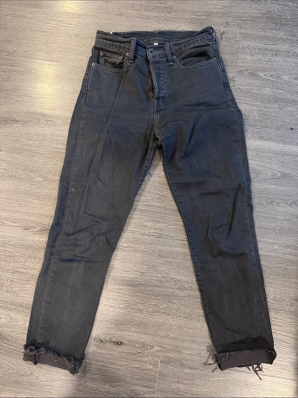 Levi's Women Straight Leg Jeans in Black